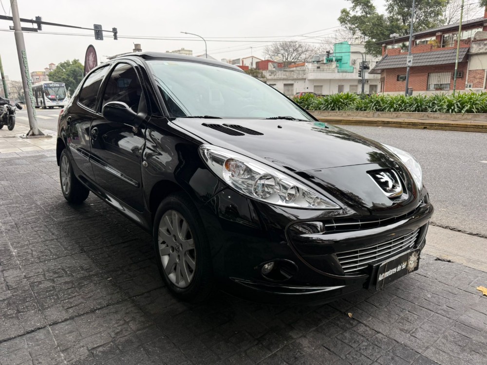Peugeot 207 Xt — foto 12